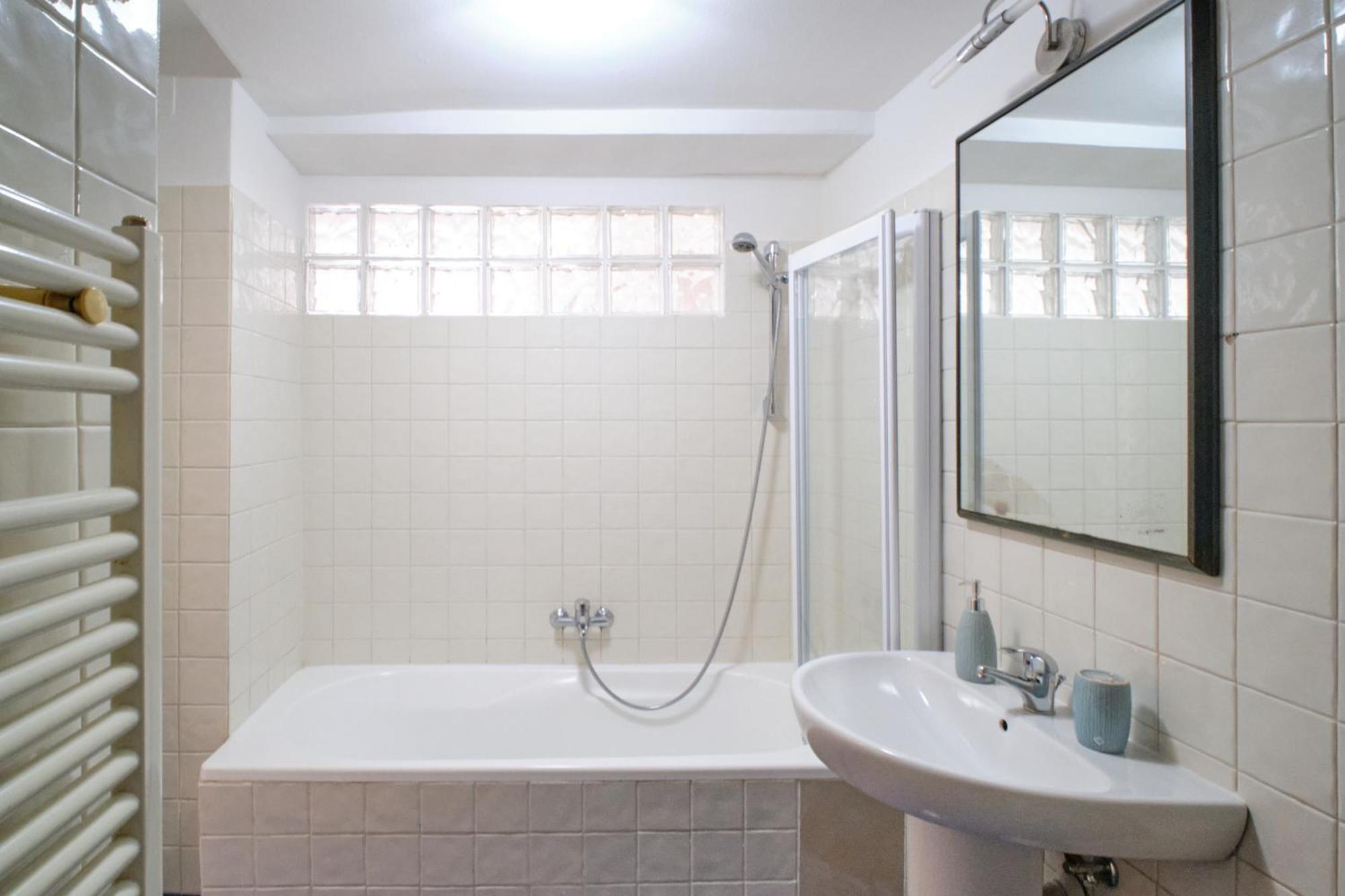 Cavour La Citta Vecchia Apartment เจนัว ภายนอก รูปภาพ